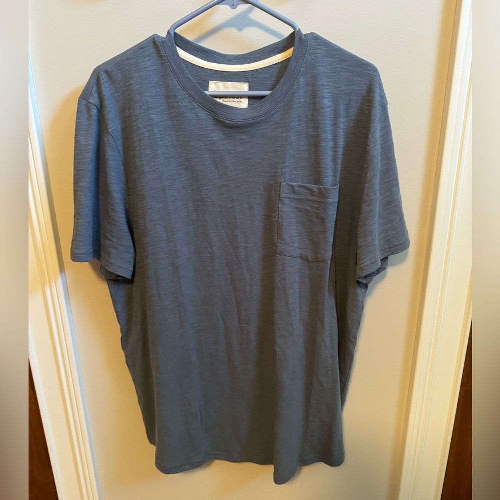 Upwest Men tee